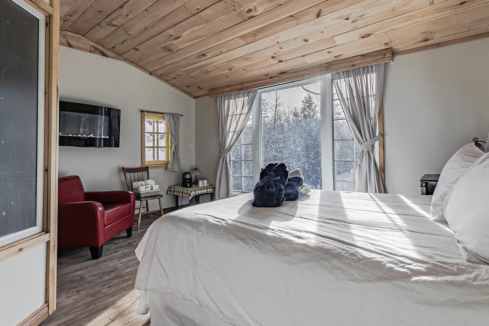 Auberge Spa & Beaux Reves Sainte-Adele Exterior photo
